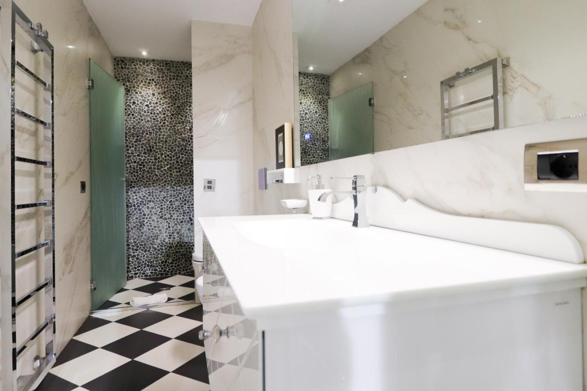 Appartamento Flora- Loft Luxury - Tra Colosseo E Santa Maria Maggiore - Metro